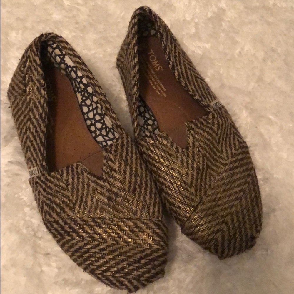 Brown/Gold Tom’s- Sz 8.5